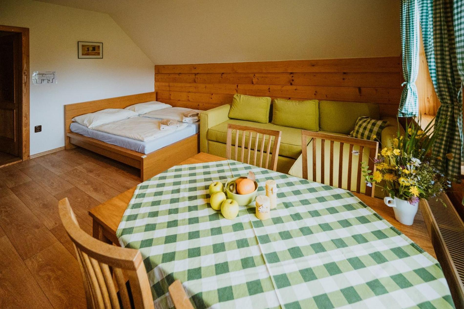 Apartmany Velke Karlovice Exterior photo