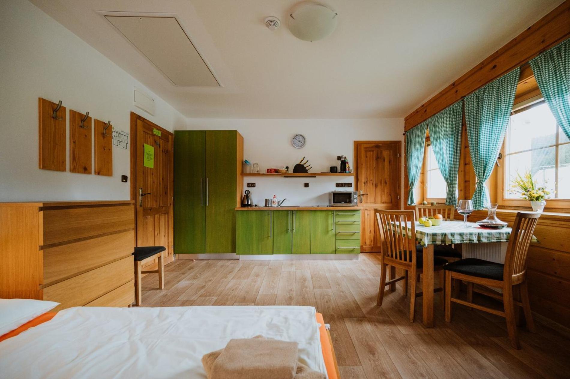 Apartmany Velke Karlovice Exterior photo