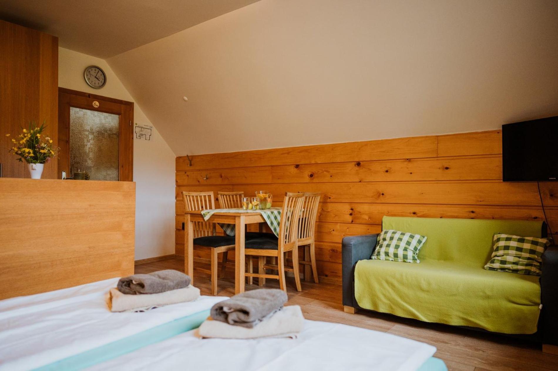 Apartmany Velke Karlovice Exterior photo